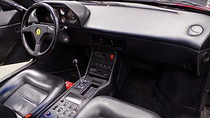 Ferrari Mondial t Coupé. 