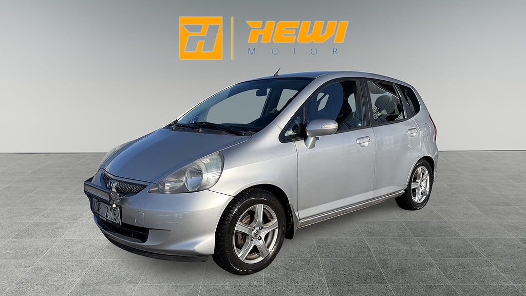 Honda Jazz 1.3 CVT Automat|S&V-hjul|Motorvärmare|Led-ramp