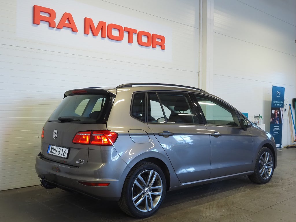 Volkswagen Golf Sportsvan 1.2 TSI 110hk Drag Kamera Låga mil! 2016