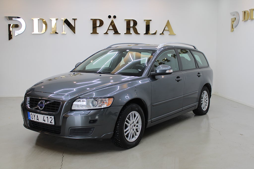 Volvo V50 2.0F Kinetic Classic NyServad Ny Besiktad 