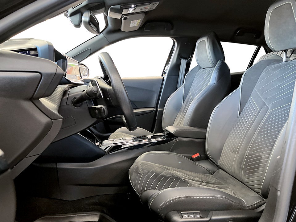 Bild på Peugeot 2008 GT 1.2 PT 130hk Aut B-KAMERA NAVI