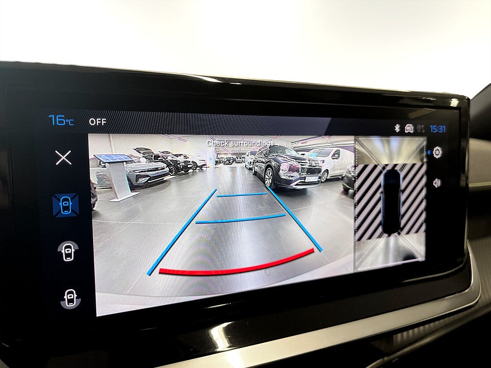 Bild på Peugeot 2008 GT Hybrid 145hk Aut B-KAMERA CARPLAY