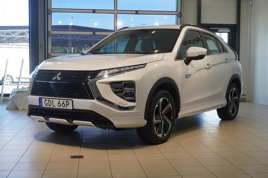 Mitsubishi Eclipse Cross Plug-In Hybrid 2.4 4WD CVT Keyless B-Kamera