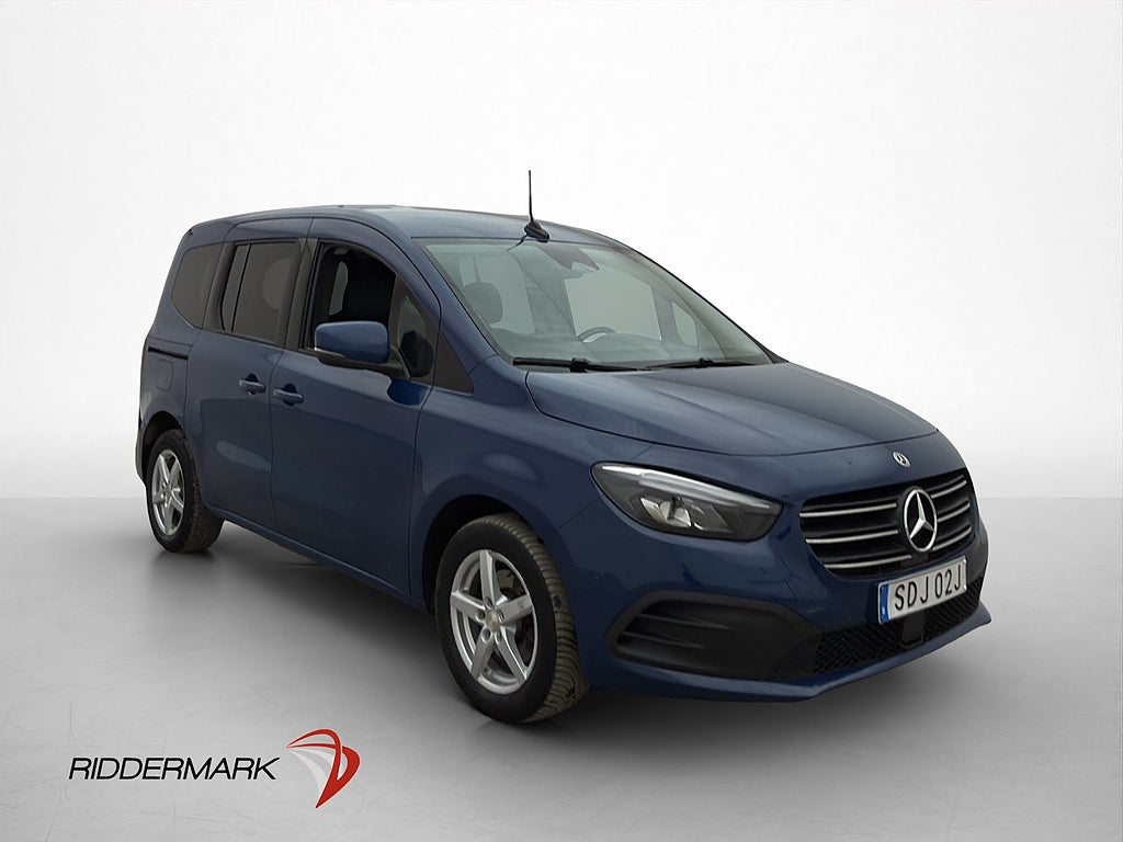 Mercedes-Benz T 180 d Style Edt Kamera 5-Sits CARPLAY Moms