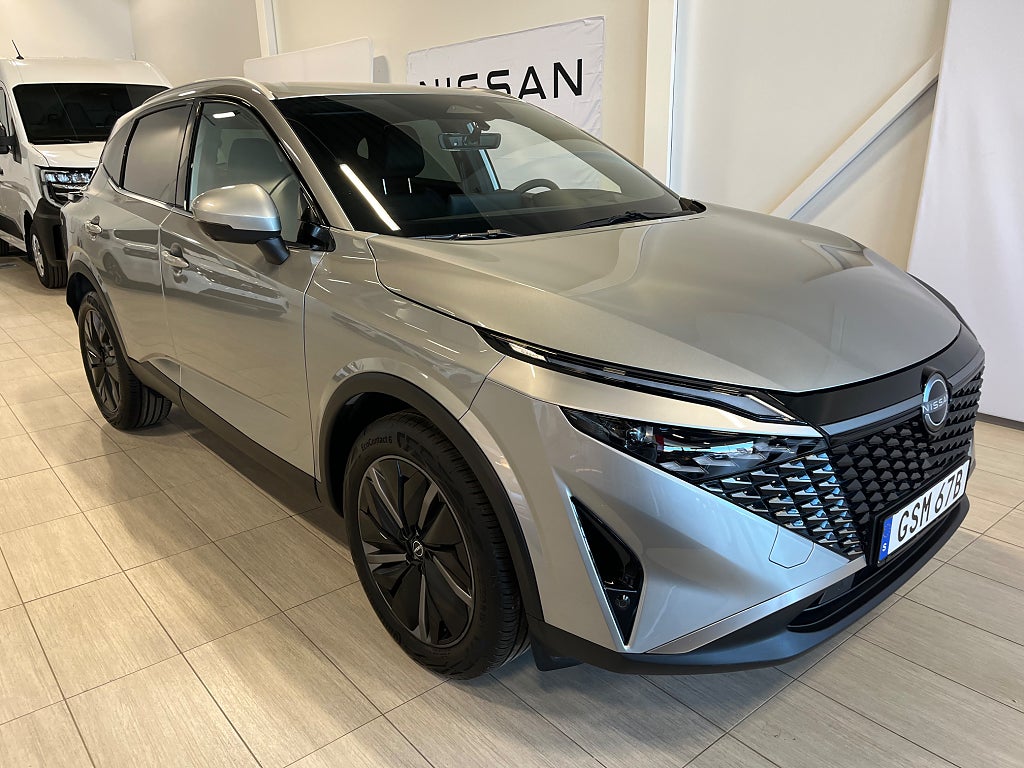 Nissan Qashqai 1.3 DIG-T XTRONIC Tekna Navi V-hjul 