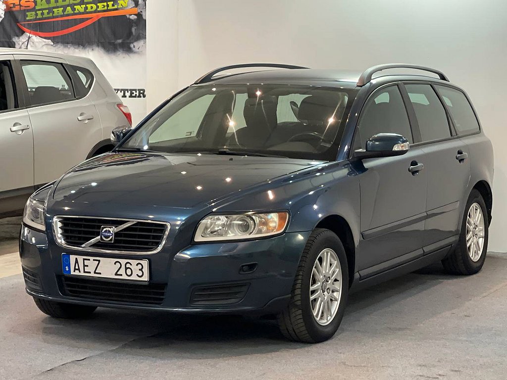 Volvo V50 1.8 FLEXIFUEL KINETIC NY BESIKTAD NY SERVAD 