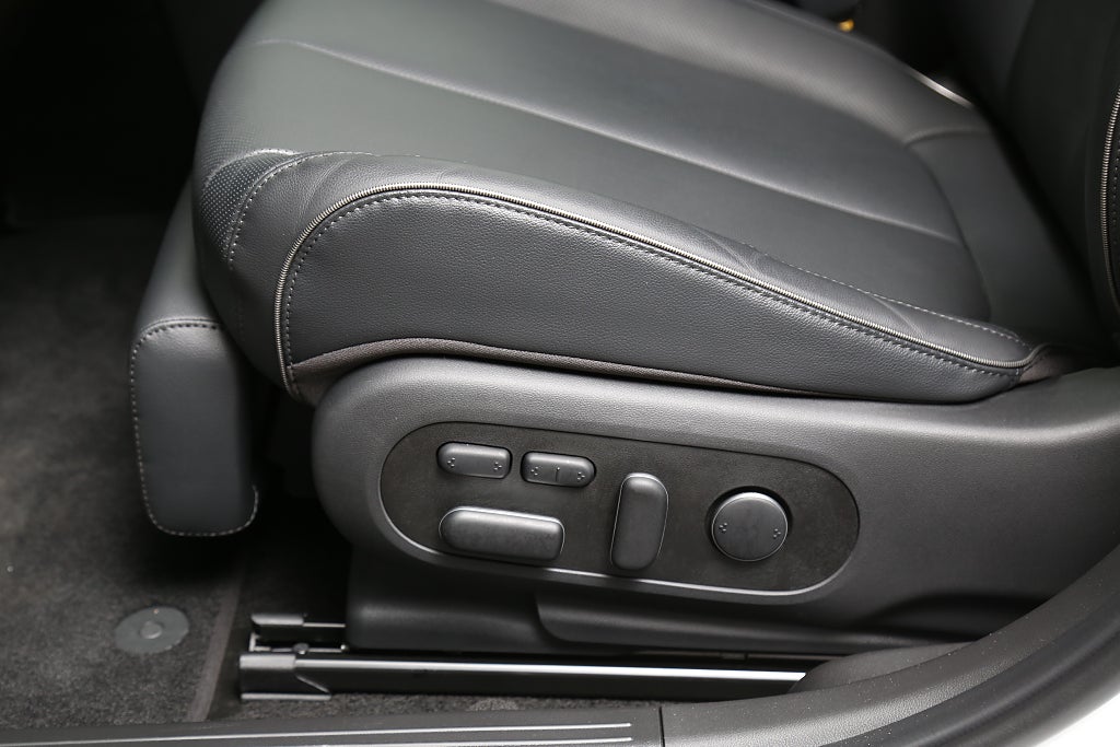 Hyundai IONIQ 5 Advanced 84 kWh AWD Facelift | 360 kamera skinn HUD 2025