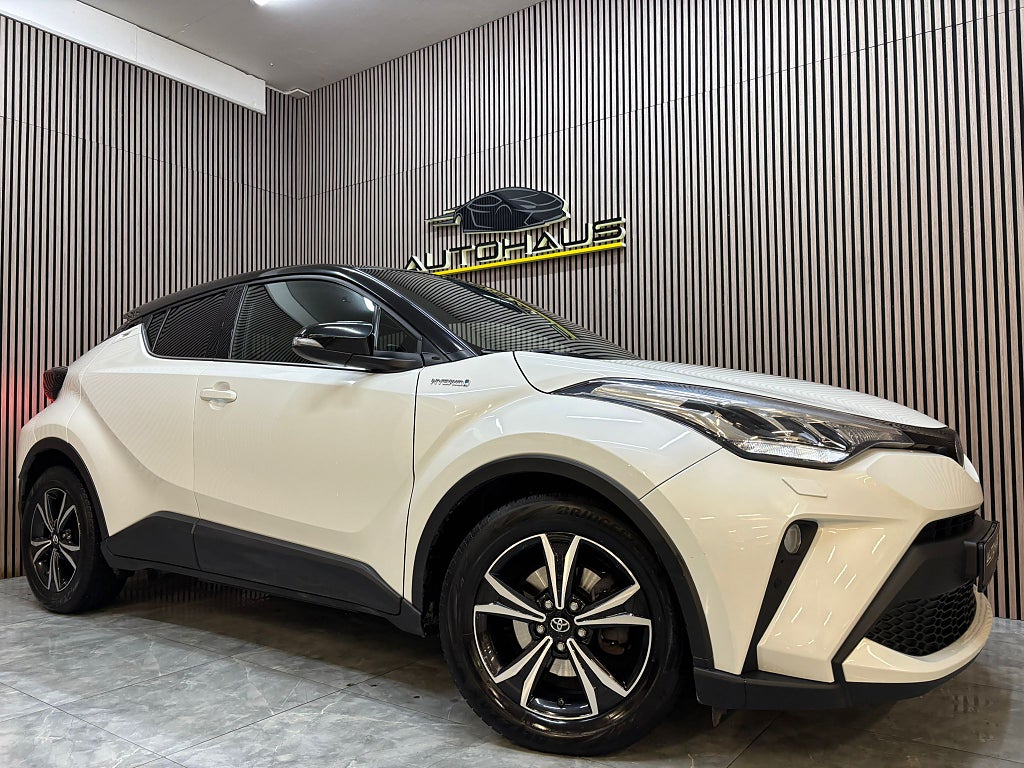Toyota C-HR Hybrid CVT X-Edition Dragkrok Kamera Carplay 1,95%