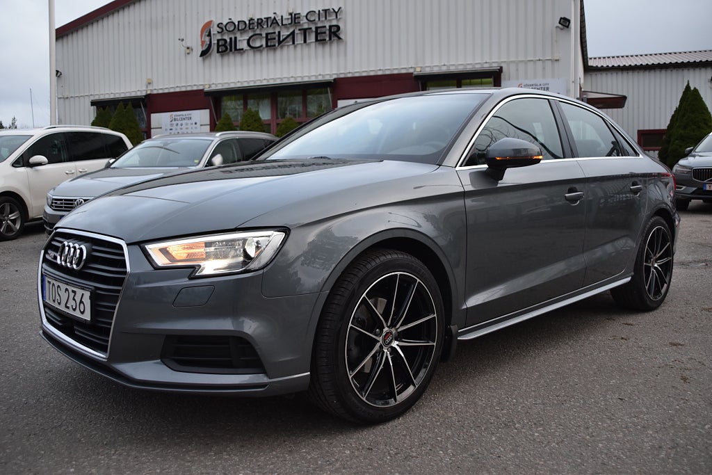 Till salu - Audi A3 Sedan 35 TFSI S Tronic, 150hk, 2019 till salu hos ...