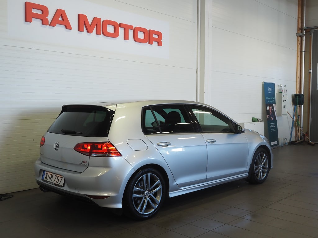 Volkswagen Golf 1.4 TSI 140hk DSG Automat R-Line Dragkrok Kamera 2015