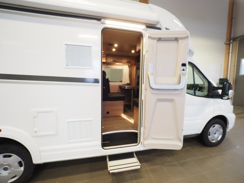 Weinsberg CaraSuite 700 MEG Aut I Markis I Taksäng