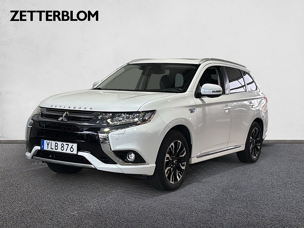 SUV Mitsubishi Outlander 2 av 18