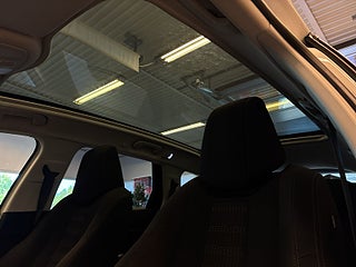 Peugeot 308 sw 1.2 PureTech 130 Allure SoV-Däck/Pano/P-Sens/Värmare – bild 18