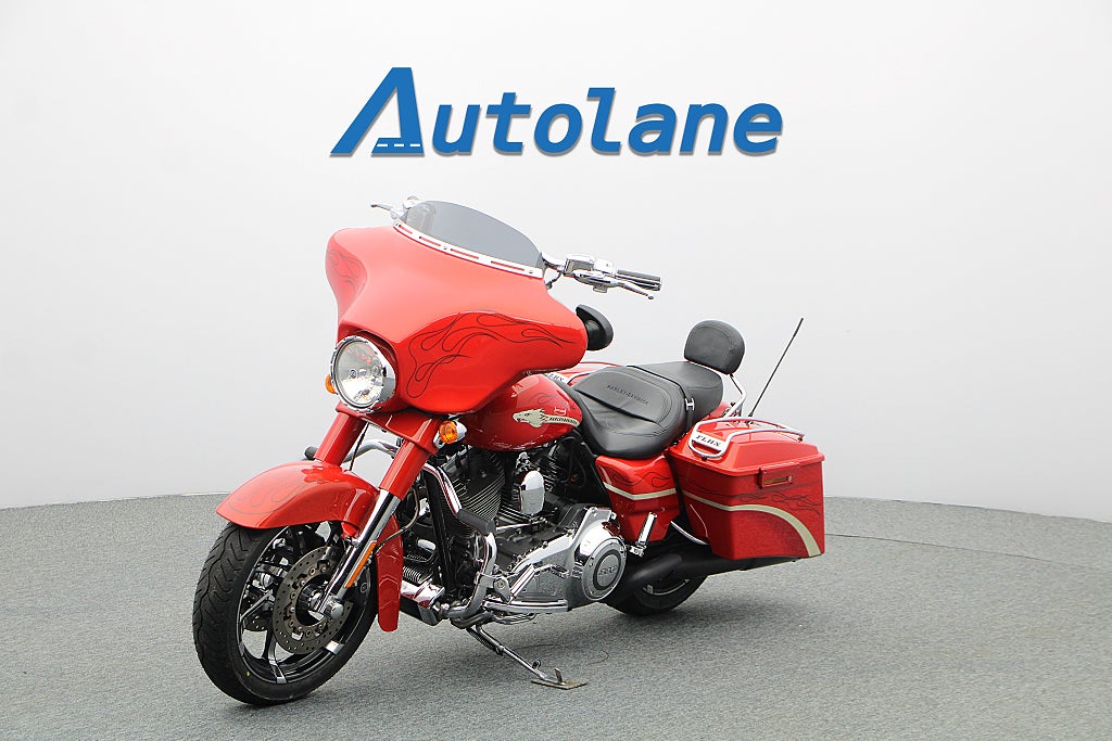 Harley-Davidson CVO Street Glide V&H*