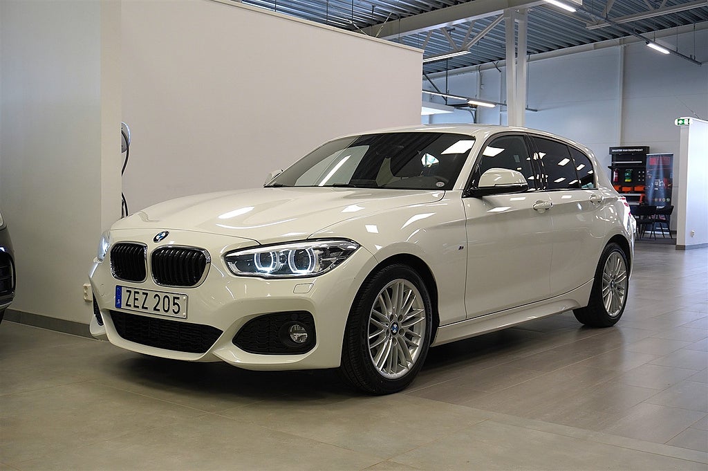 BMW 118 i Aut LCI M-Sport Tonade Rutor Skinn PDC | Ränta 3,95%