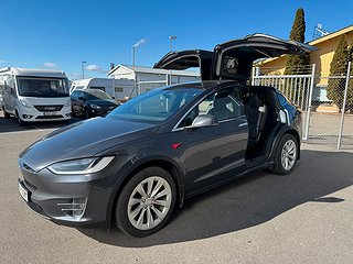 SUV Tesla Model X 10 av 25