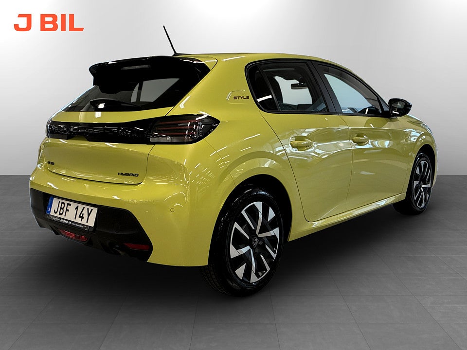 Bild på Peugeot 208 Style Hybrid 100hk Aut CARPLAY BACKSENSORER