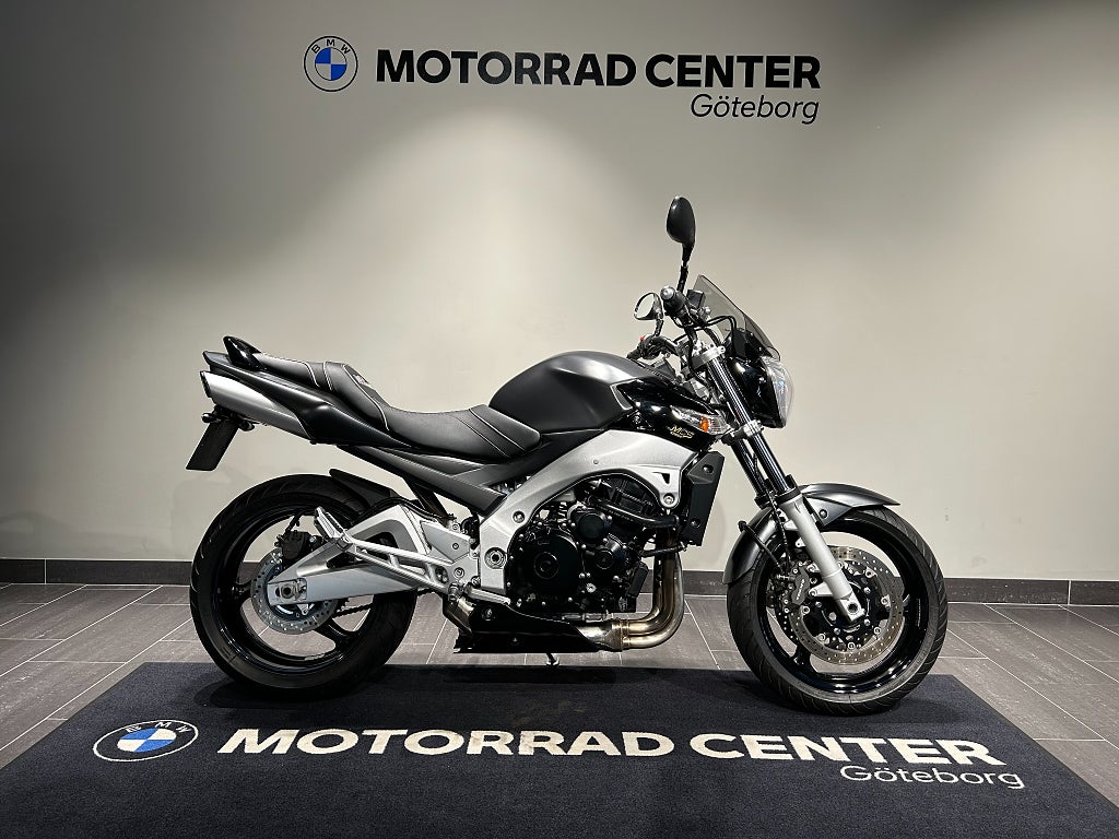 Suzuki GSR600 B-King / Premium sadel / Puig vindruta / Tail-tidy