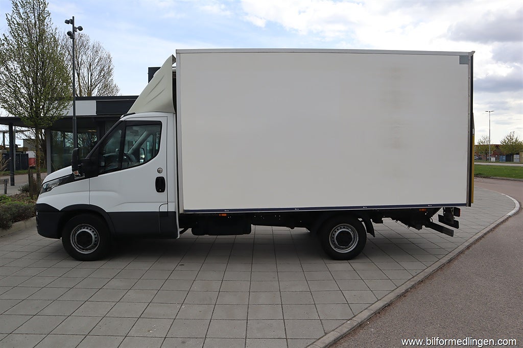 Iveco Daily 35-160 2.3 JTD156hk Kylbil Aut Momsbil Svensksåld