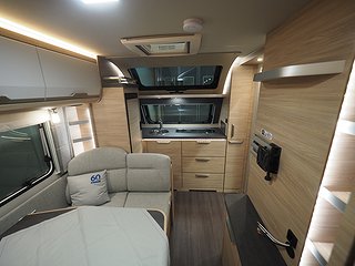 Husvagn, 1-axl Knaus Südwind 500 PF 60 Years 8 av 11