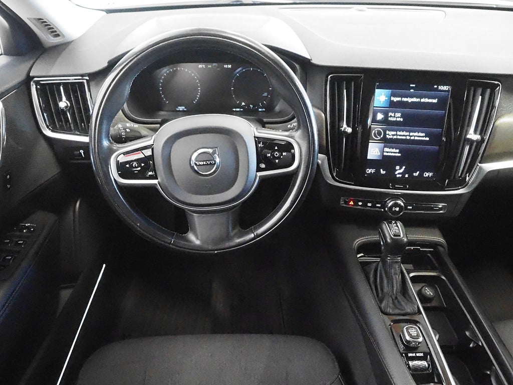 Volvo V90 Cross Country D4 AWD Geartronic Advanced SE II 190hk | Drag 2020