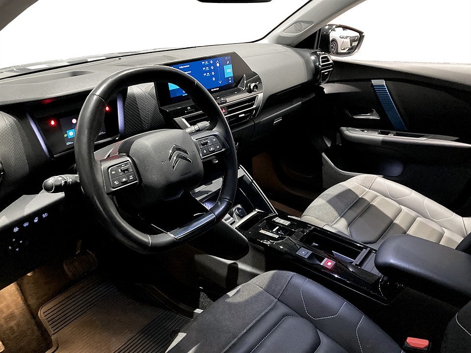 Bild på Citroën e-C4 Shine 50kWh 136hk Aut - B-KAMERA, RATTVÄRME