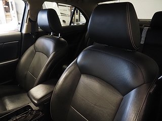 Sedan Suzuki Kizashi 15 av 23