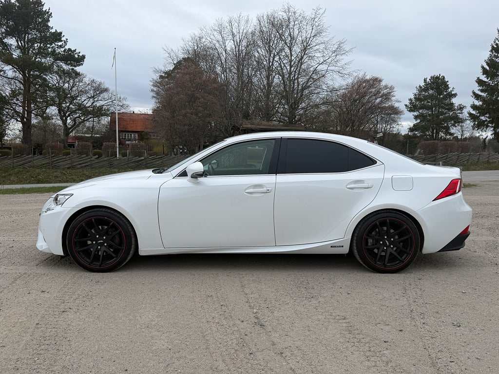 Lexus IS 300h 2.5 CVT Executive Euro 5 Servad