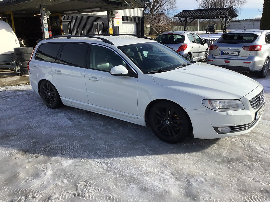 Volvo V70 D4 Geartronic Momentum Euro 6 helservad ny dubbelturbo