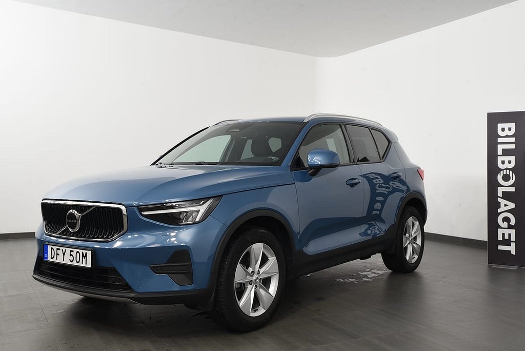 Volvo XC40 B4 AWD Bensin Core / Backkamera / Klimatpaket / VOC