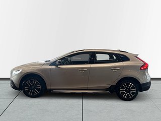 Volvo V40 Cross Country D3 Geartronic S&V-hjul/navi/Parkvärm