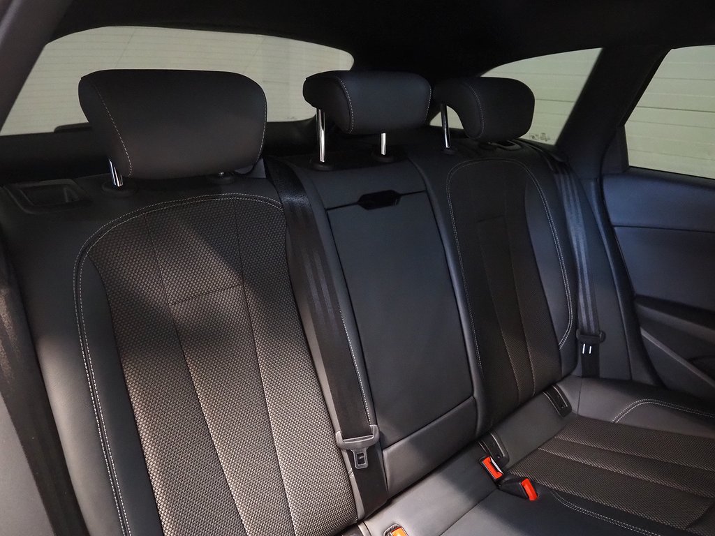Audi A4 Avant 40 TFSI 204hk Q S-Line |Cockpit|Drag|Värmare| 2021