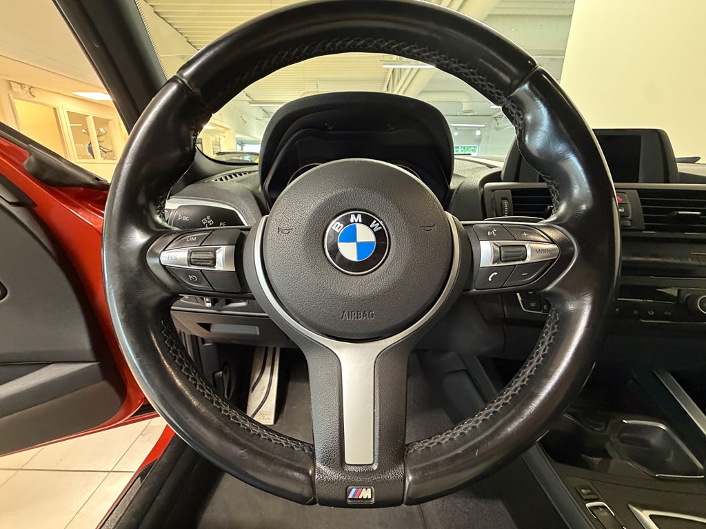 BMW 118d 5-dörrars Steptronic M Sport Automat,SoV Hjul thumbnail