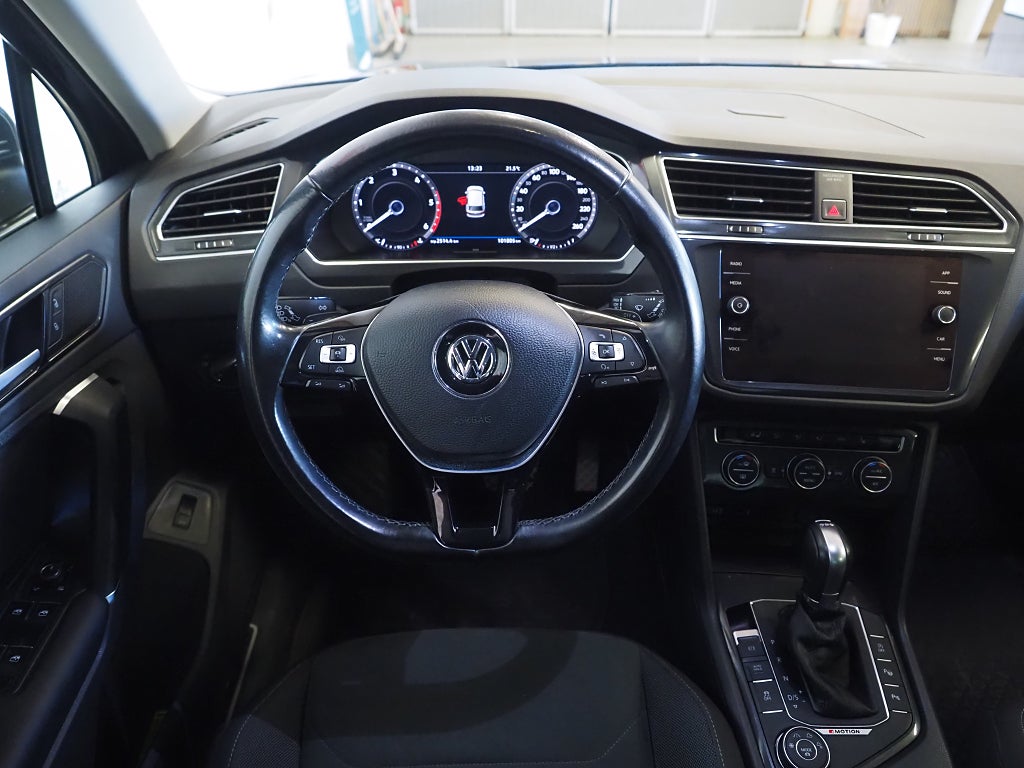 Volkswagen Tiguan TDI 190hk GT 4M R-Line | D-värm | Drag | Cockpit | 2018