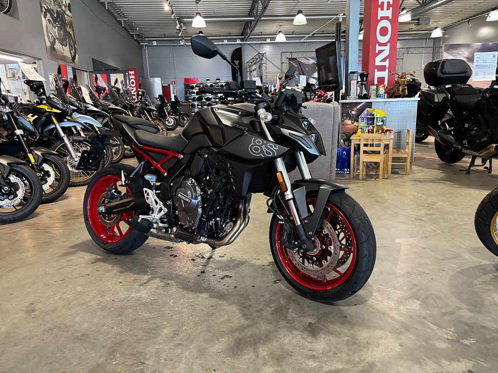 Suzuki GSX-8S #Endast 75 mil# 