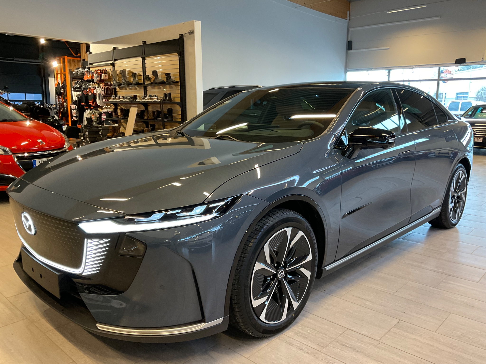 Mazda 6e 2025, bild 7/10