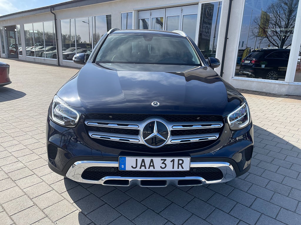 Mercedes-Benz GLC 300 e 4MATIC 9G-Tronic Base 320 hk