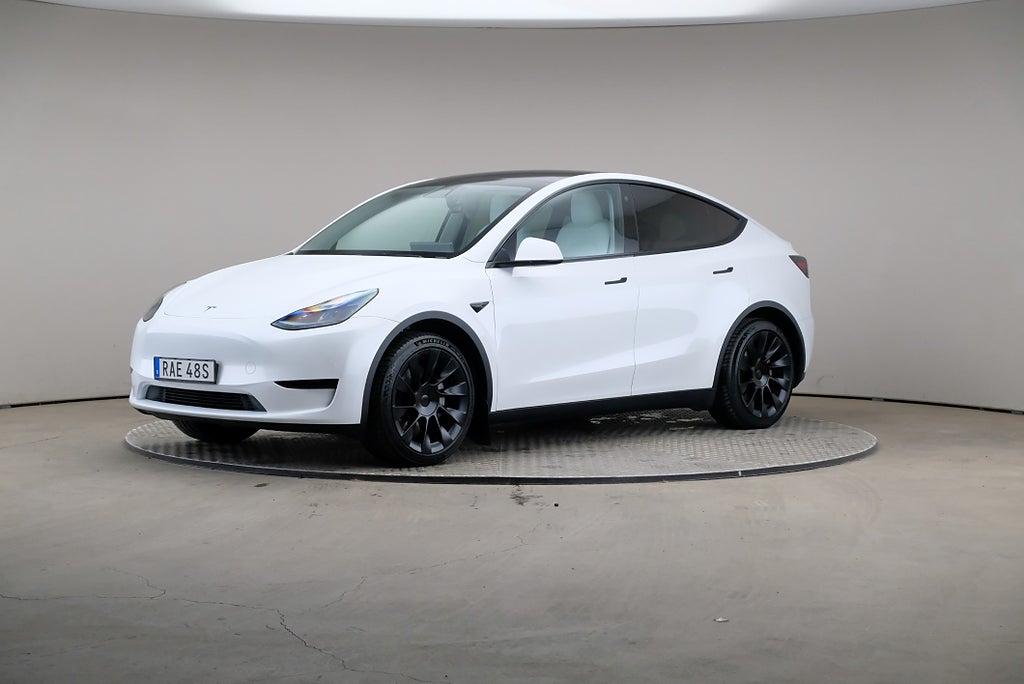 Tesla Model Y Standard Range 299hk RWD