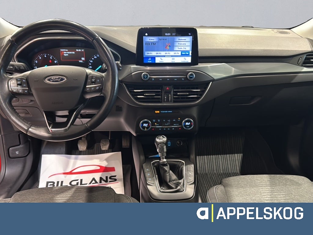 Ford Focus Ecoboost Active Kombi |RÄNTA 3,99%|V-HJUL INGÅR| thumbnail