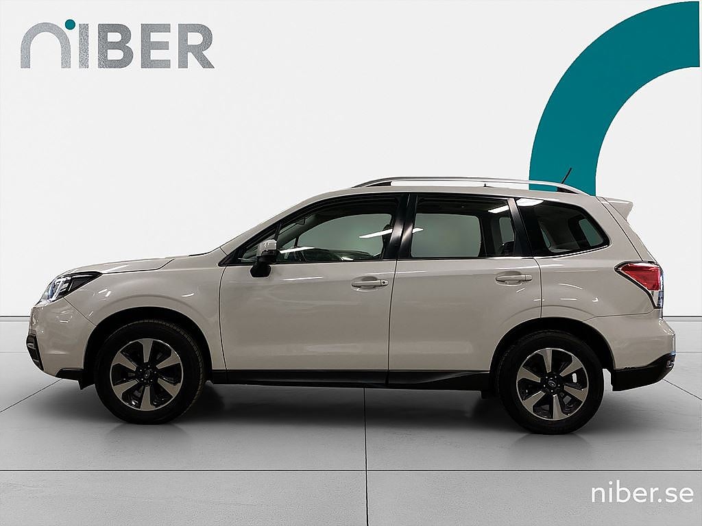 Subaru Forester 2.0 4WD Läder, Drag, Backkamera, 1 BRUKARE, Pano