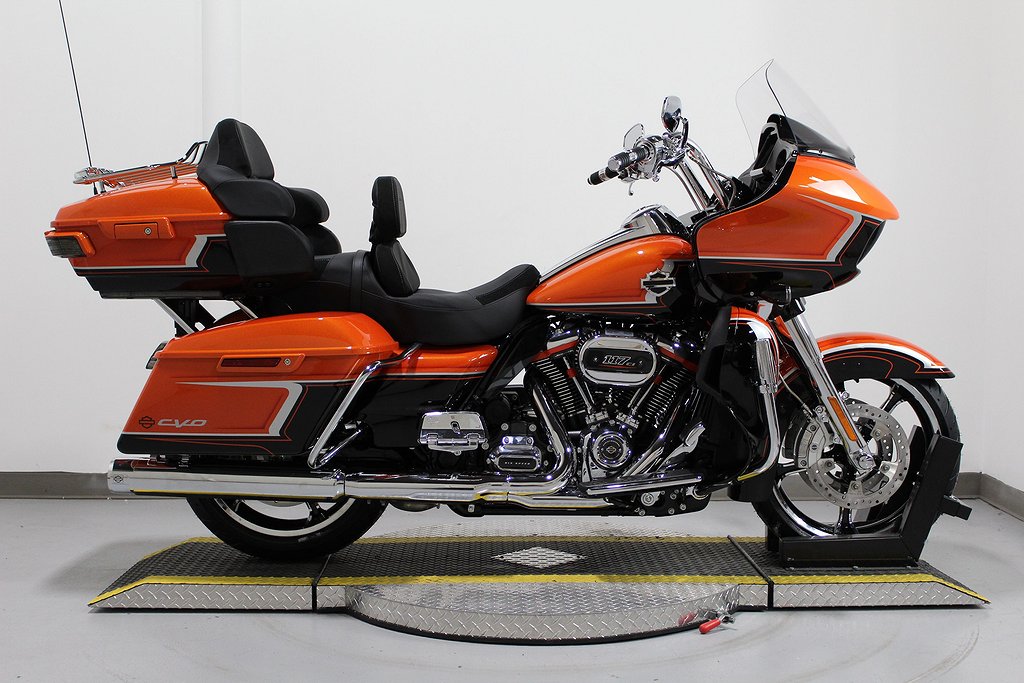 Harley-Davidson CVO Road Glide SOMMARKAMPANJ