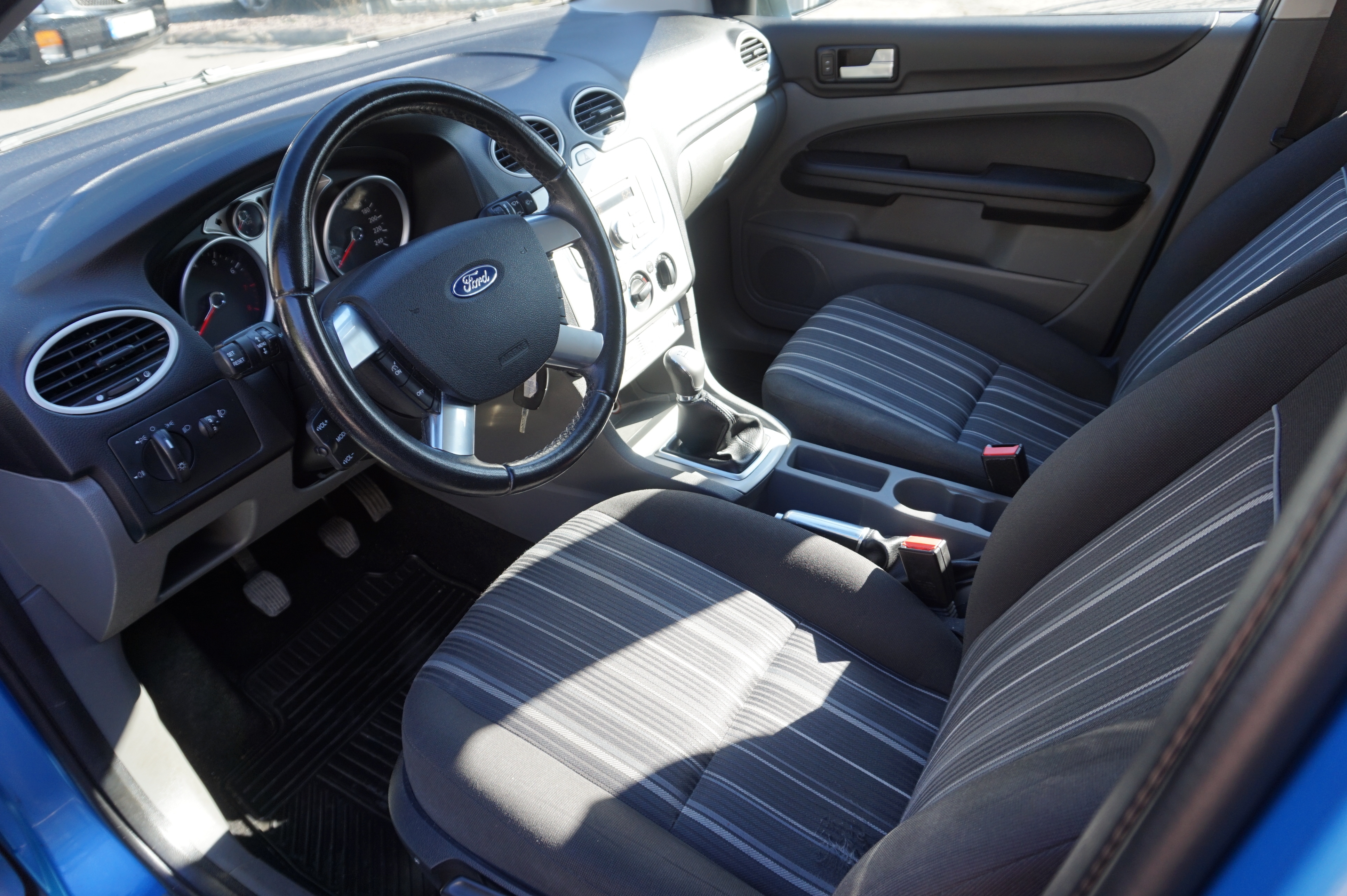 Ford Focus 2009, bild 6/41