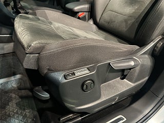 Volkswagen Tiguan 2.0 4Motion GT Drag Dvärm Kamera Psens Massage S/V-hjul – bild 18