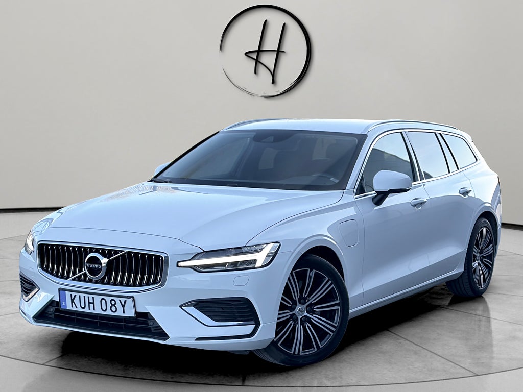 Volvo V60 Recharge T6 AWD 1-Ägare Harman/Kardon Kamera * SE-UTR