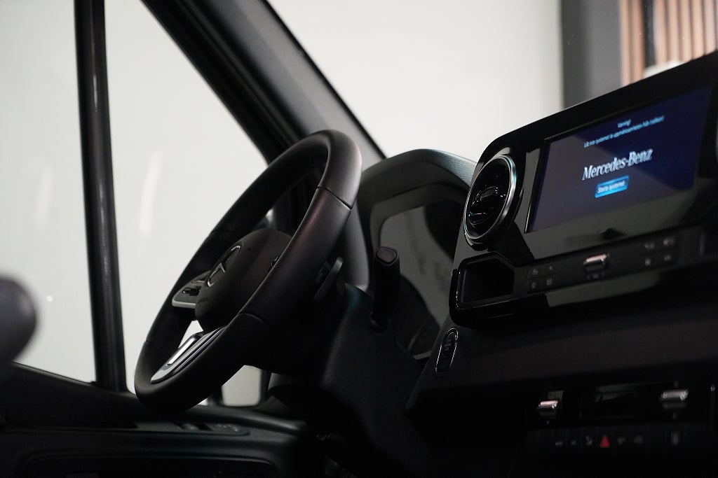 Mercedes-Benz Sprinter  2025 - miniatyr 13