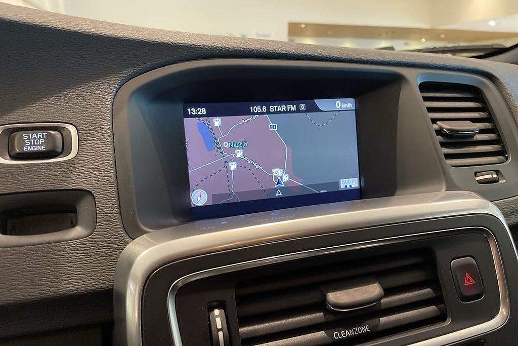 Volvo V60 D4 e Classic Momentum