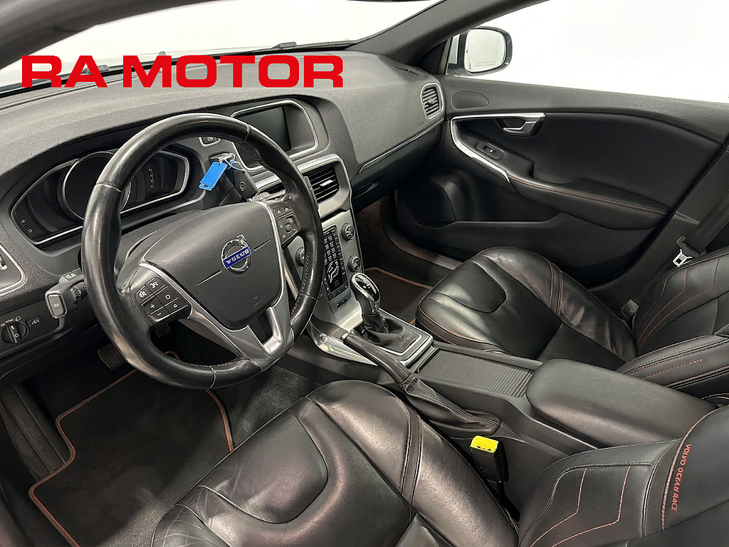 Volvo V40 Cross Country Ocean Race |Drag | Läder | D2 | Kamrem bytt 2015