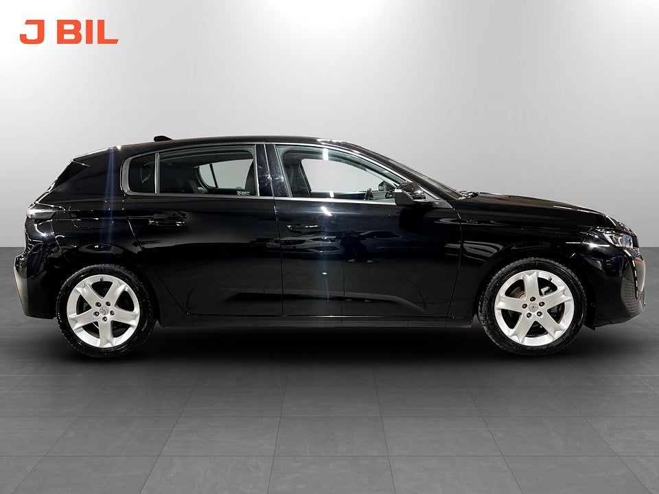 Bild på Peugeot 308 5D Active 1.2 PT 130hk Aut CARPLAY,P-SENSORER,KLIMATKONTROLL