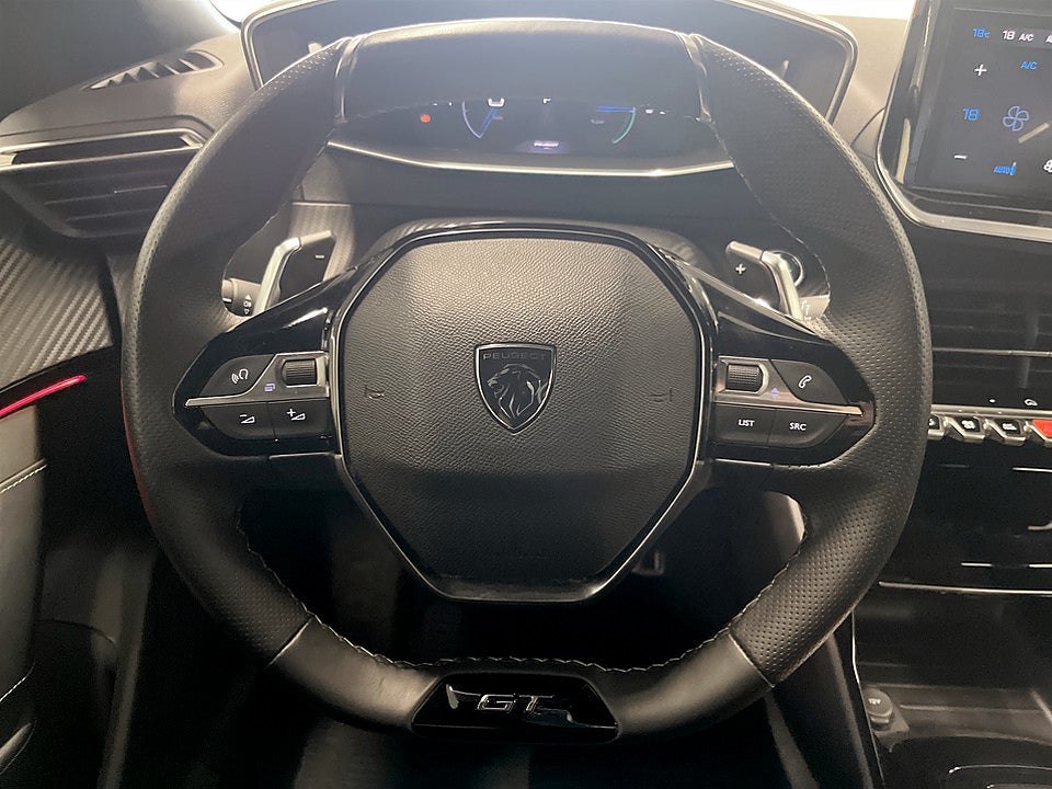 Bild på Peugeot 2008 GT Hybrid 145hk Aut B-KAMERA CARPLAY