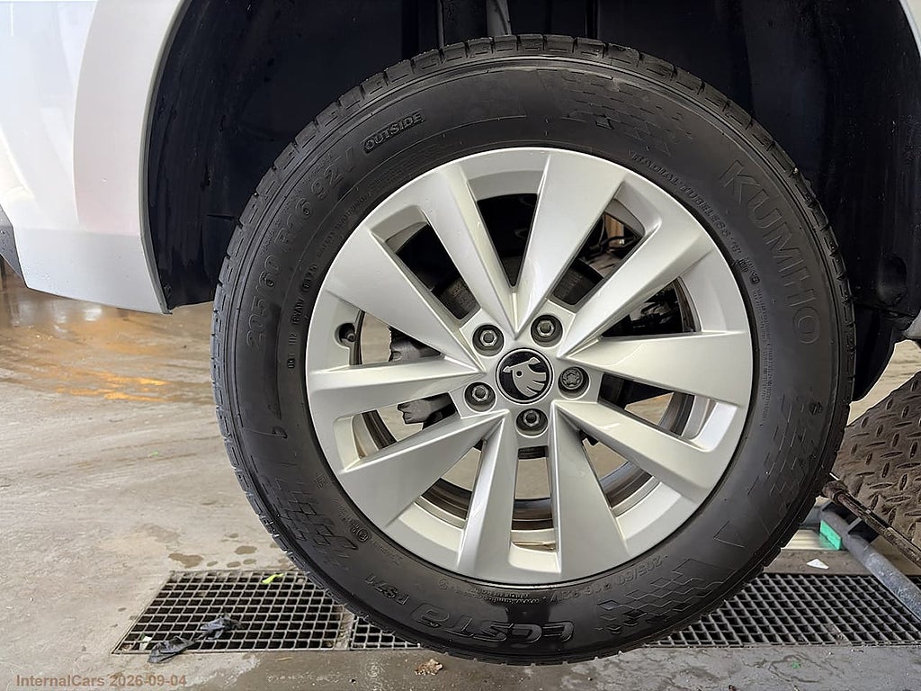 Škoda Kamiq 1.0 TSI DSG Sekventiell, 115hk, 2025